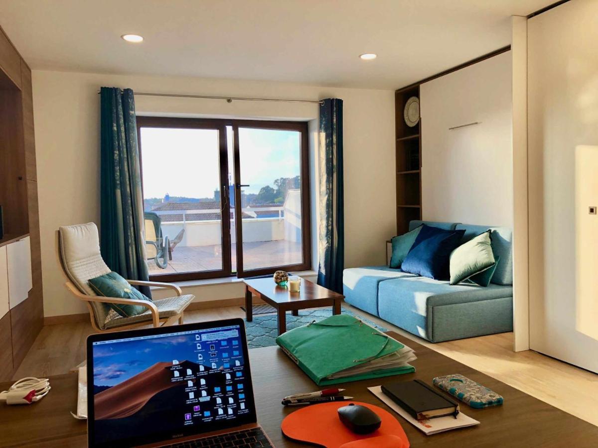 Imowemo Multifuncional Penthouse Apartment